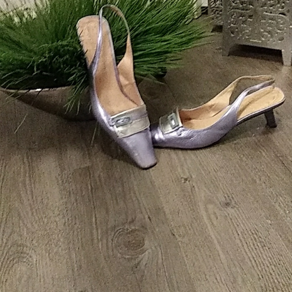 Two Lips Shoes